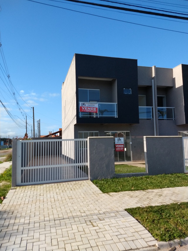 Imóvel novo, apenas 4 quadras da praia
 - Guaratuba