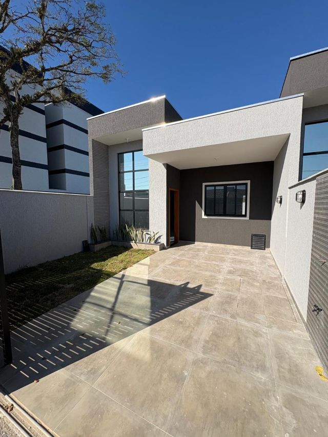 Casa nova com piscina e prox a Praia - Guaratuba